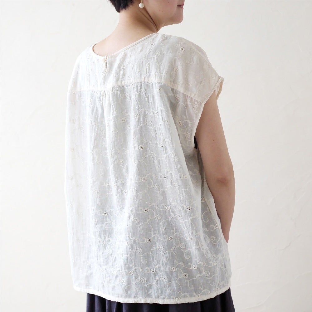 野の花刺繍のガーゼブラウス　オーガニックコットン　メイドインアース
